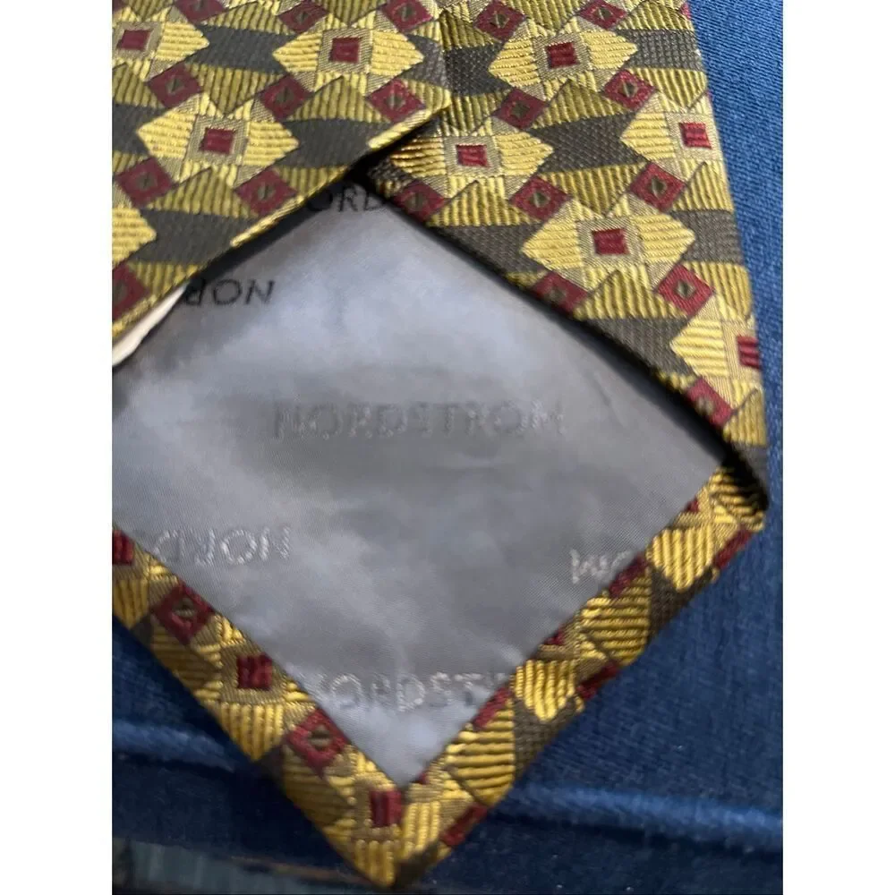 Vintage Robert Talbott Nordstrom Men’s Geometric Style Silk Tie